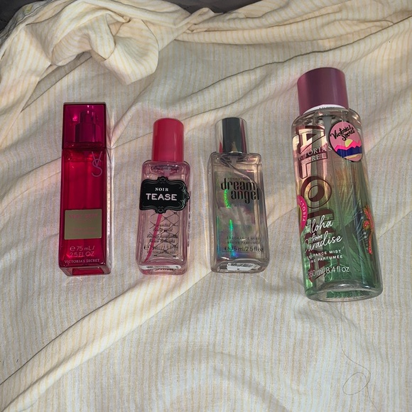 PINK Victoria's Secret Other - Victoria secret perfume bundle!!